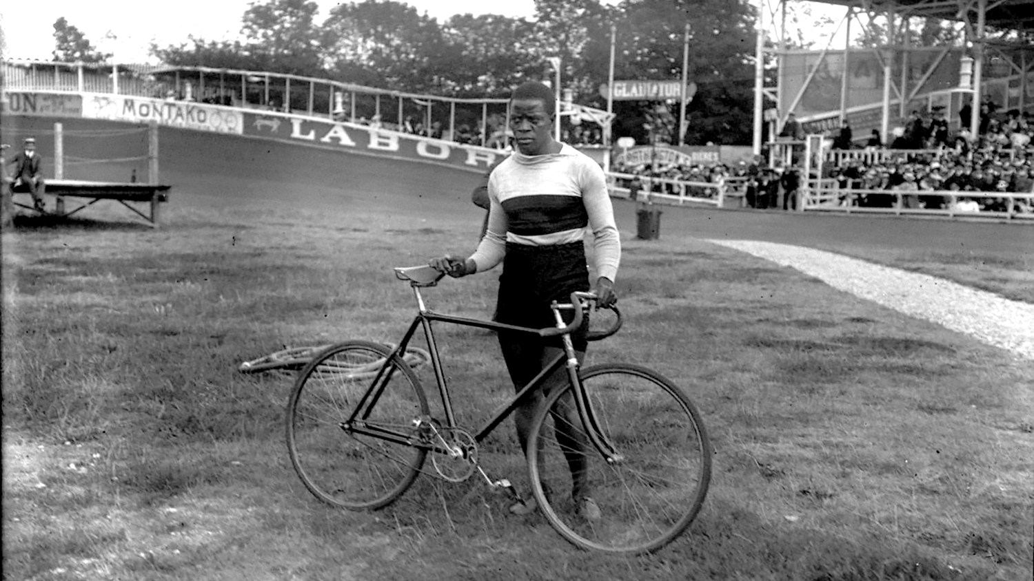 Major Taylor at the Vélodrome Buffalo in 1908